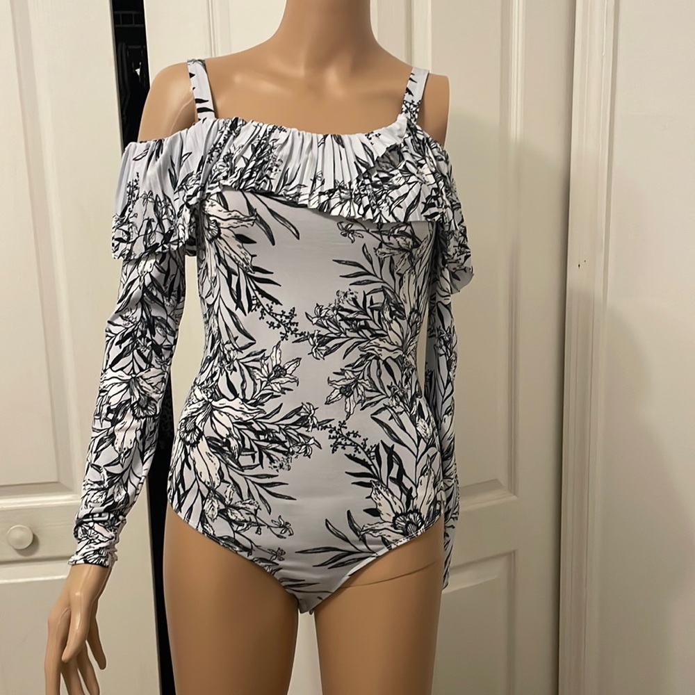 Guess Floral Amy Longsleeve Off Shoulder Bodysuit XS